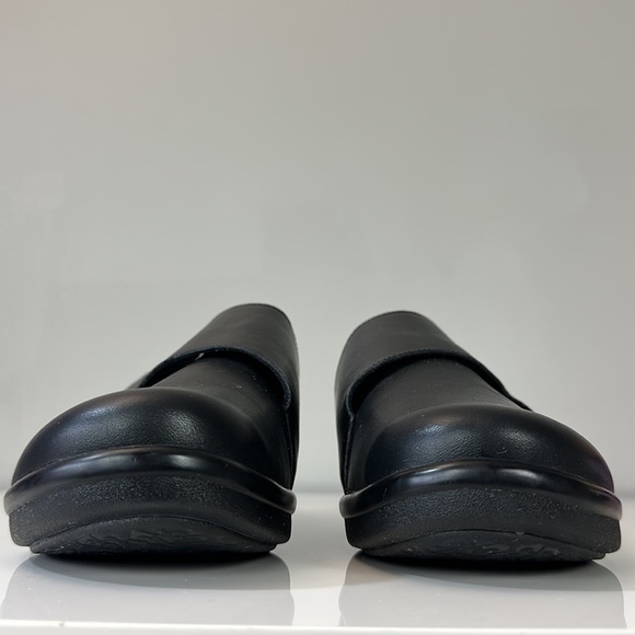 Traq by Alegria Qin BlackNappa Leather Shoes Size 41/10.5-11 - Picture 4 of 16